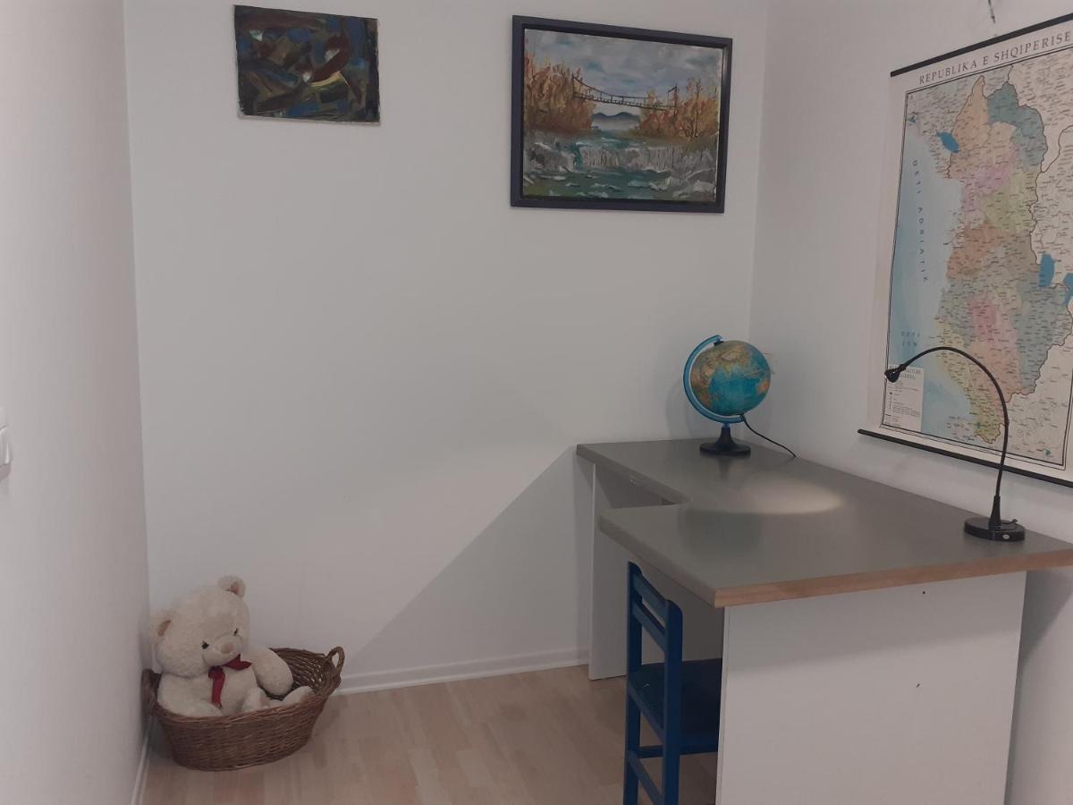 Lake View Apartment Tirana Eksteriør billede