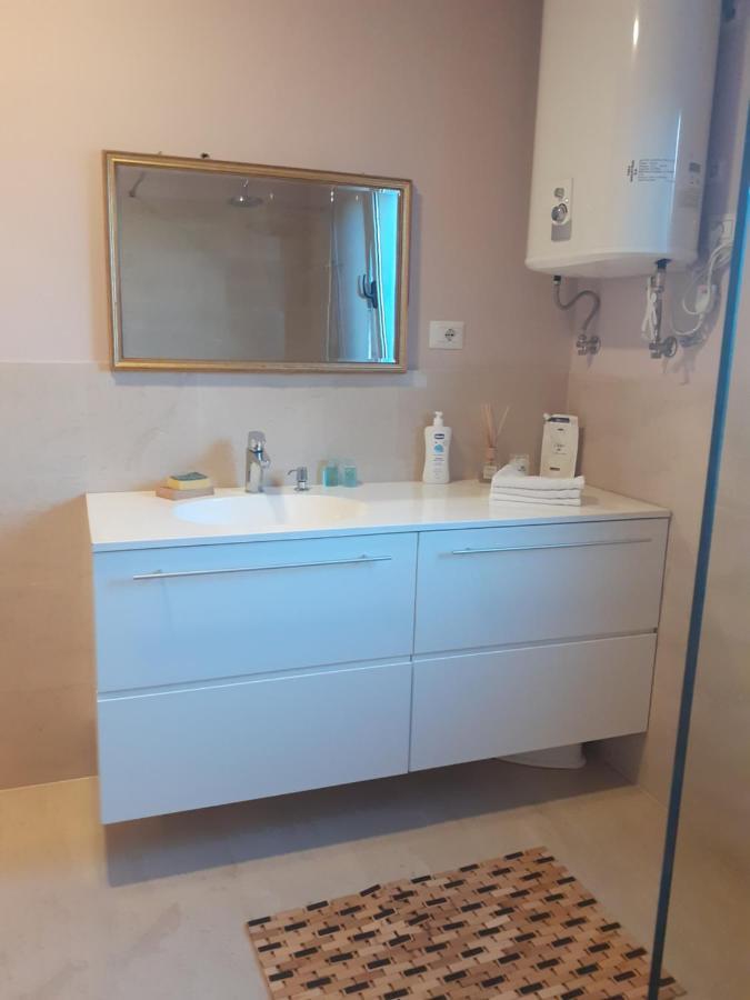 Lake View Apartment Tirana Eksteriør billede