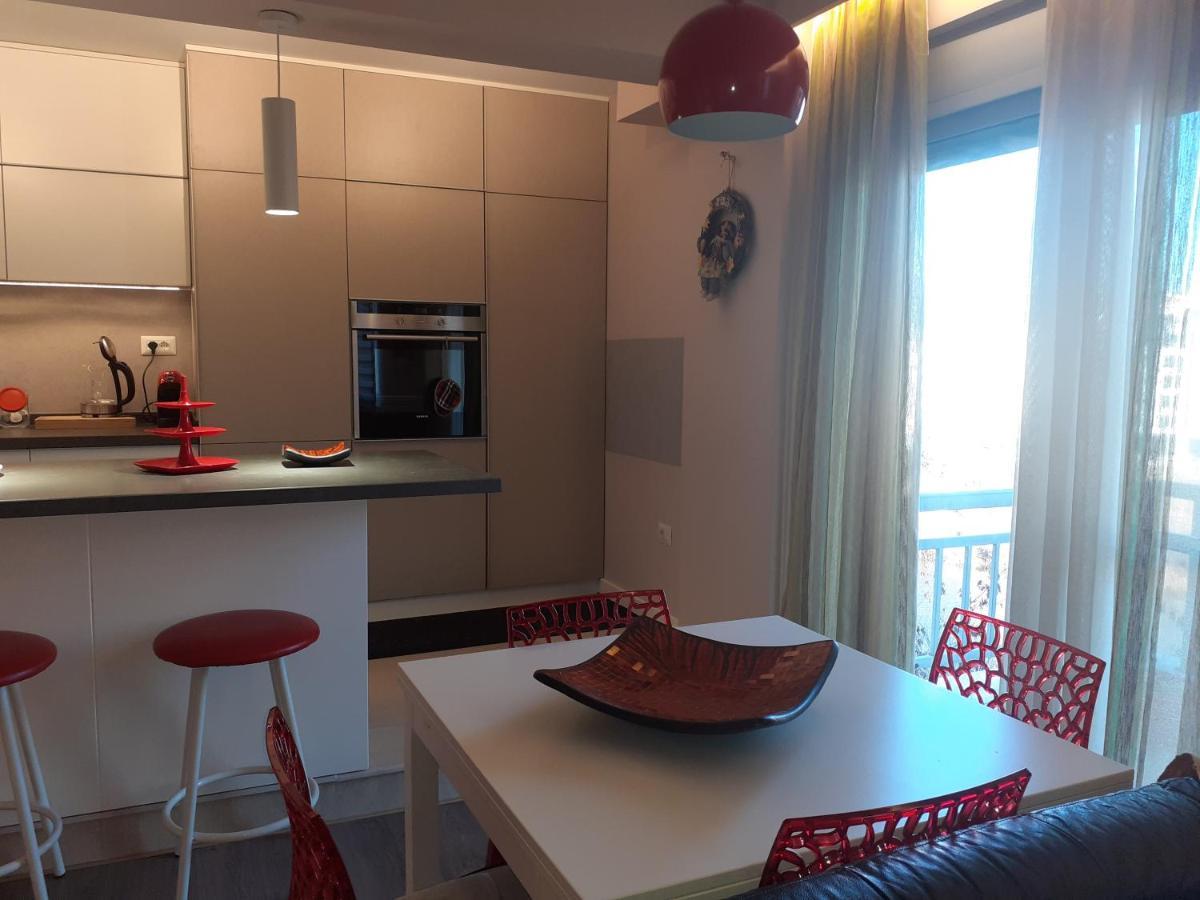 Lake View Apartment Tirana Eksteriør billede